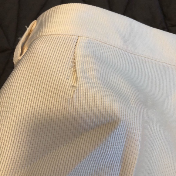 White Pleated Shorts - Picture 6 of 8